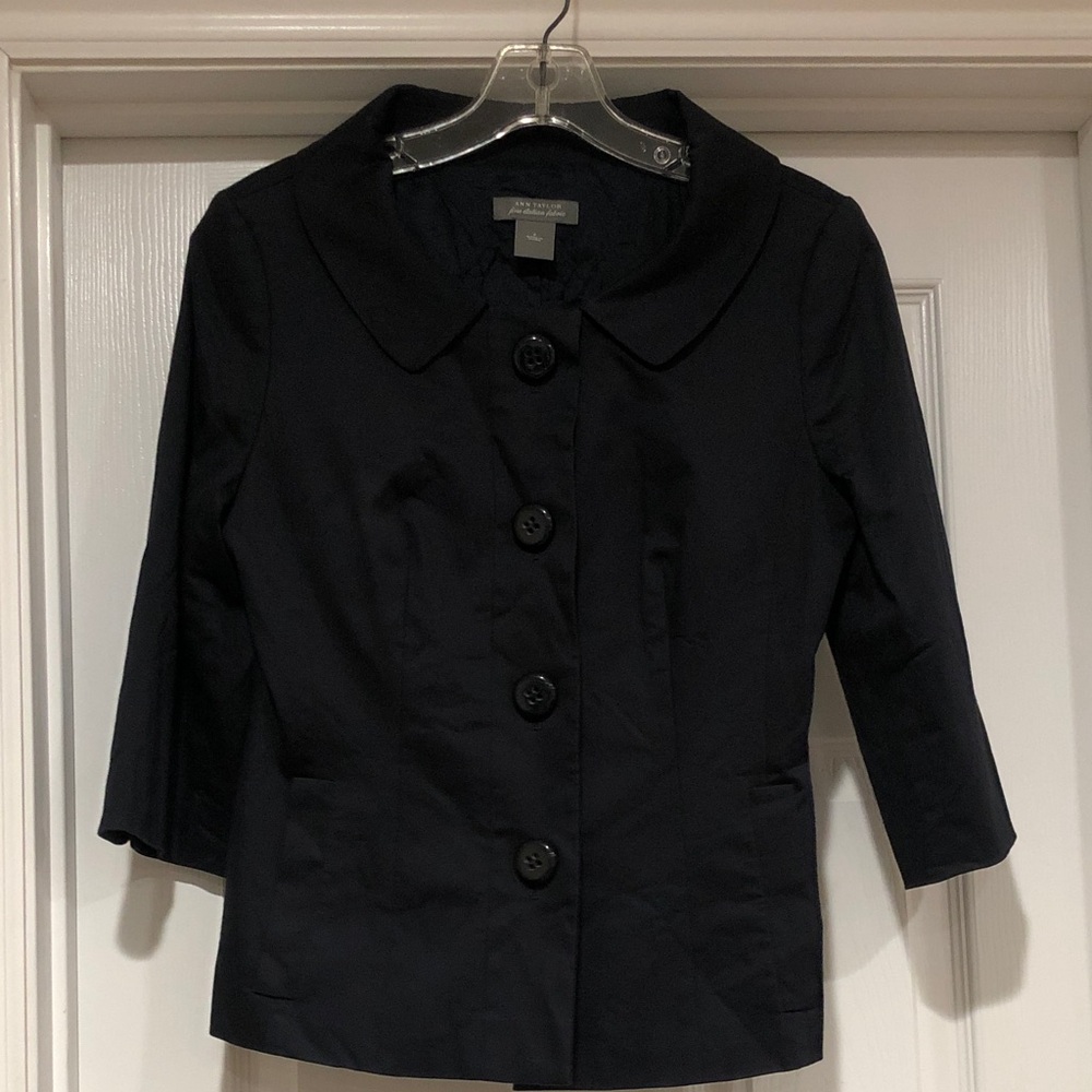 Ann Taylor fine Italian fabric Black Short Button-Up Blazer